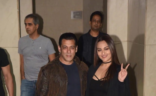 Actor Salman Khan Celebrates His 54th Birthday With Bollywood Stars