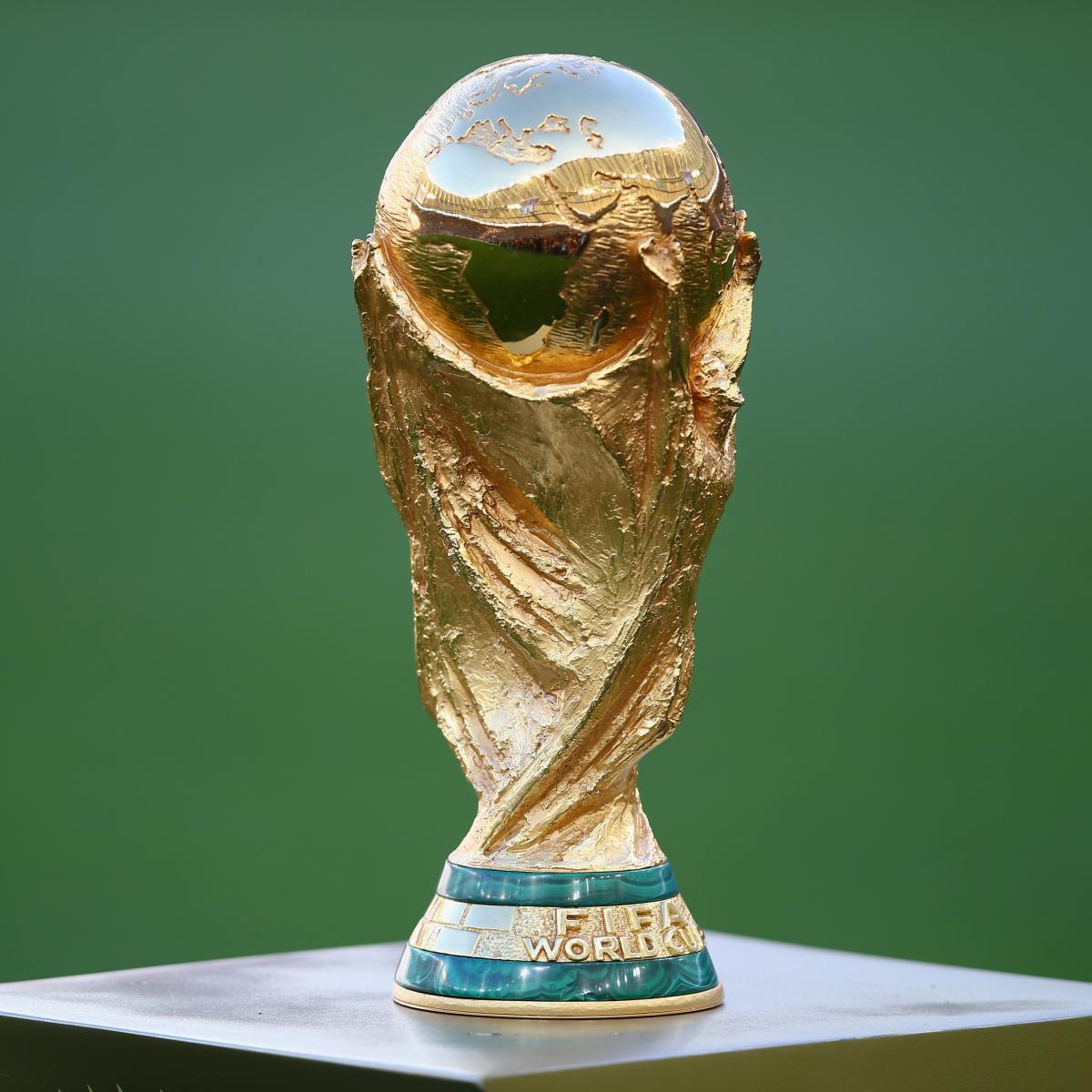 FIFA 2022: Deepika Padukone reaches Qatar to unveil trophy at Lusail  Stadium- The New Indian Express