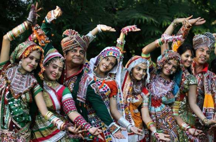  Traditional Dresses of Gujarat: A Heritage Tale