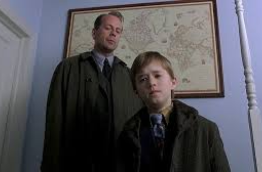  10 Best Movies Like The Sixth Sense for Mind-Bending Thrills